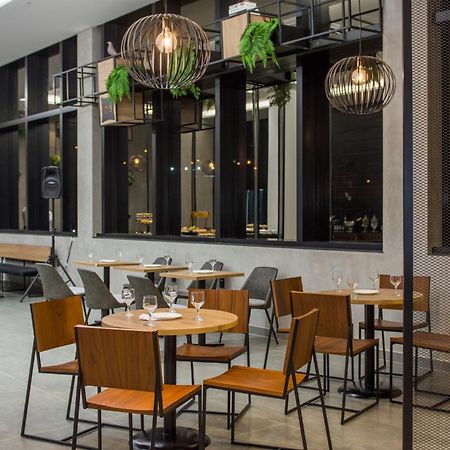 Ibis Nova Serrana Luaran gambar